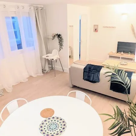 Cosy Jungle - Centre-ville -parking Prive - Wifi Apartment