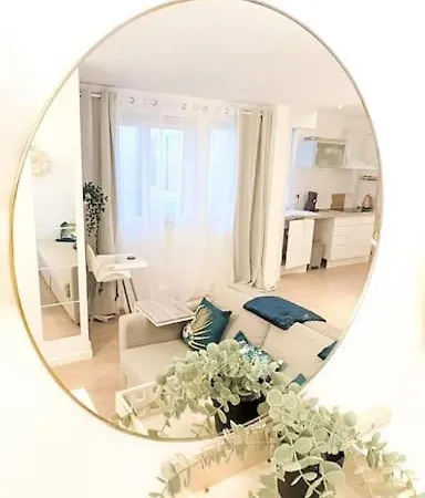 Cosy Jungle - Centre-ville -parking Prive - Wifi * Pau