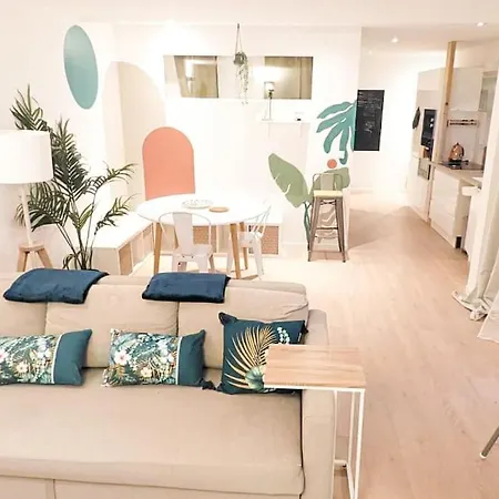 Cosy Jungle - Centre-ville -parking Prive - Wifi Apartment Pau